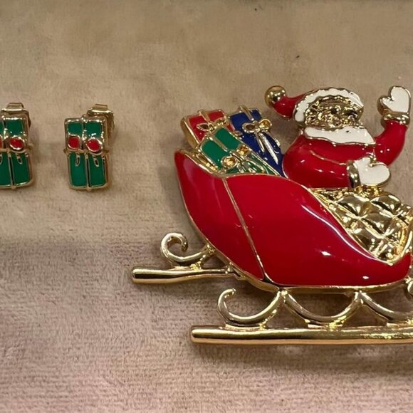 Vintage‎ Avon Waving Santa Enamel Brooch/Pin with Earrings - Picture 6 of 7